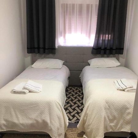Noah'S Boutique - Apart-Hotel In Korce Extérieur photo